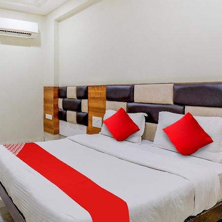 Hotel O Asopalav Naroda Bagian luar foto